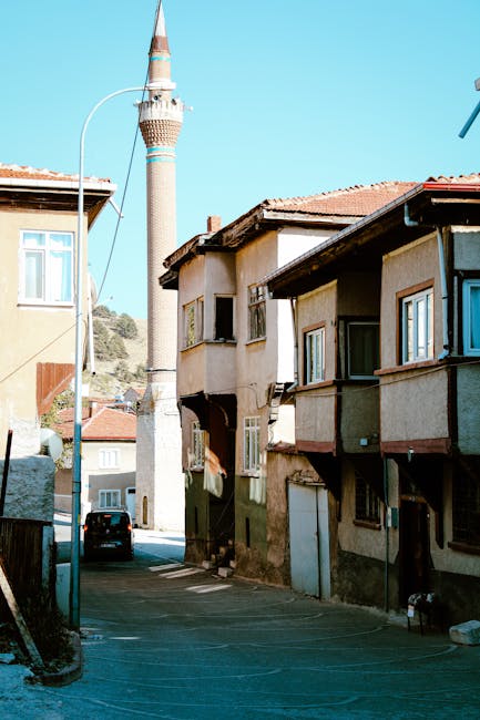 Traditional architectural influence on fashion